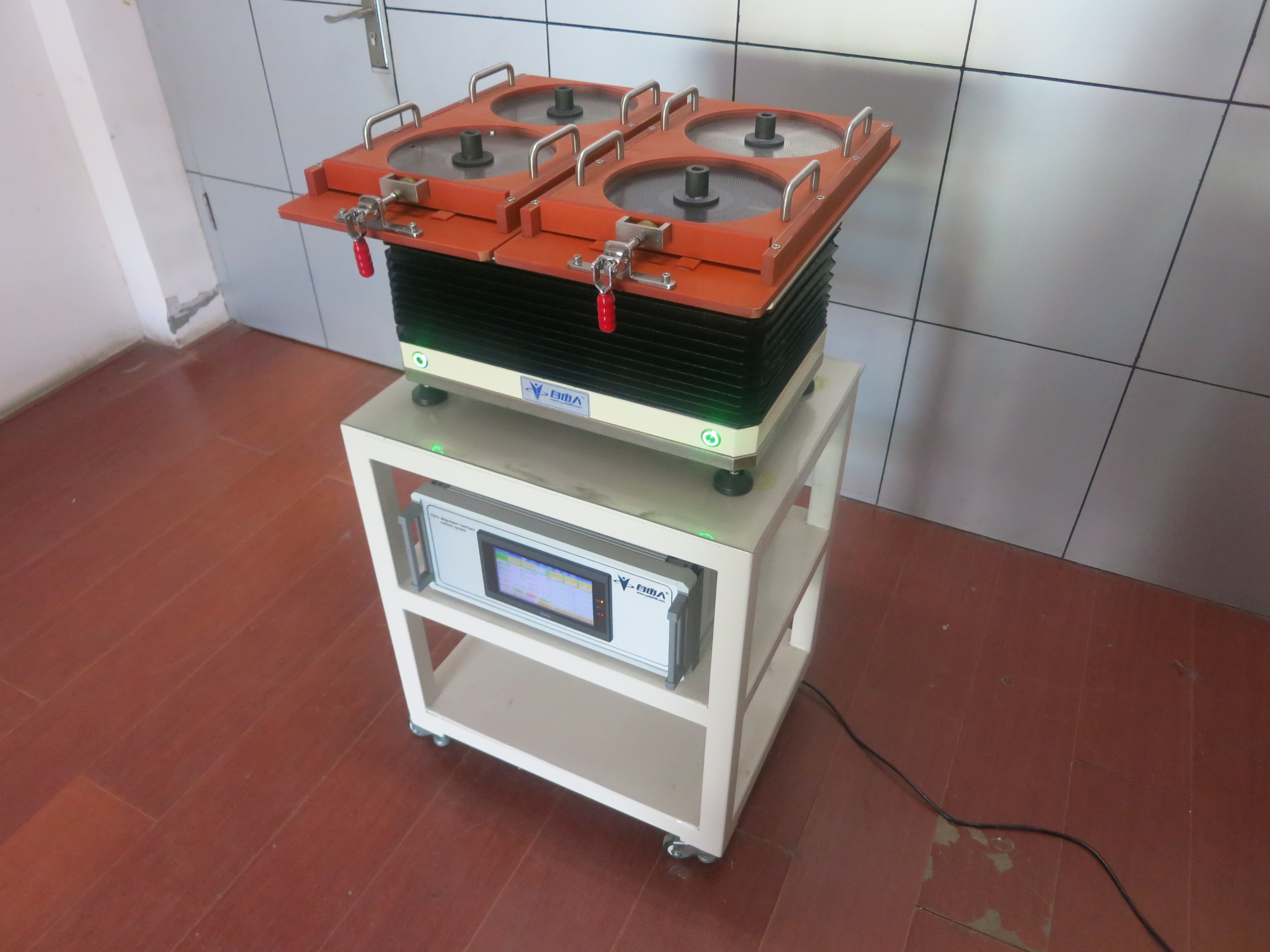 小螺絲排列機(jī)