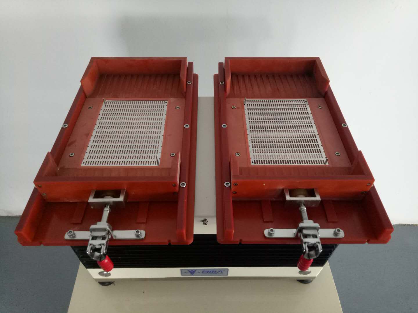江蘇用戶采購的零件整列機(jī)發(fā)貨了