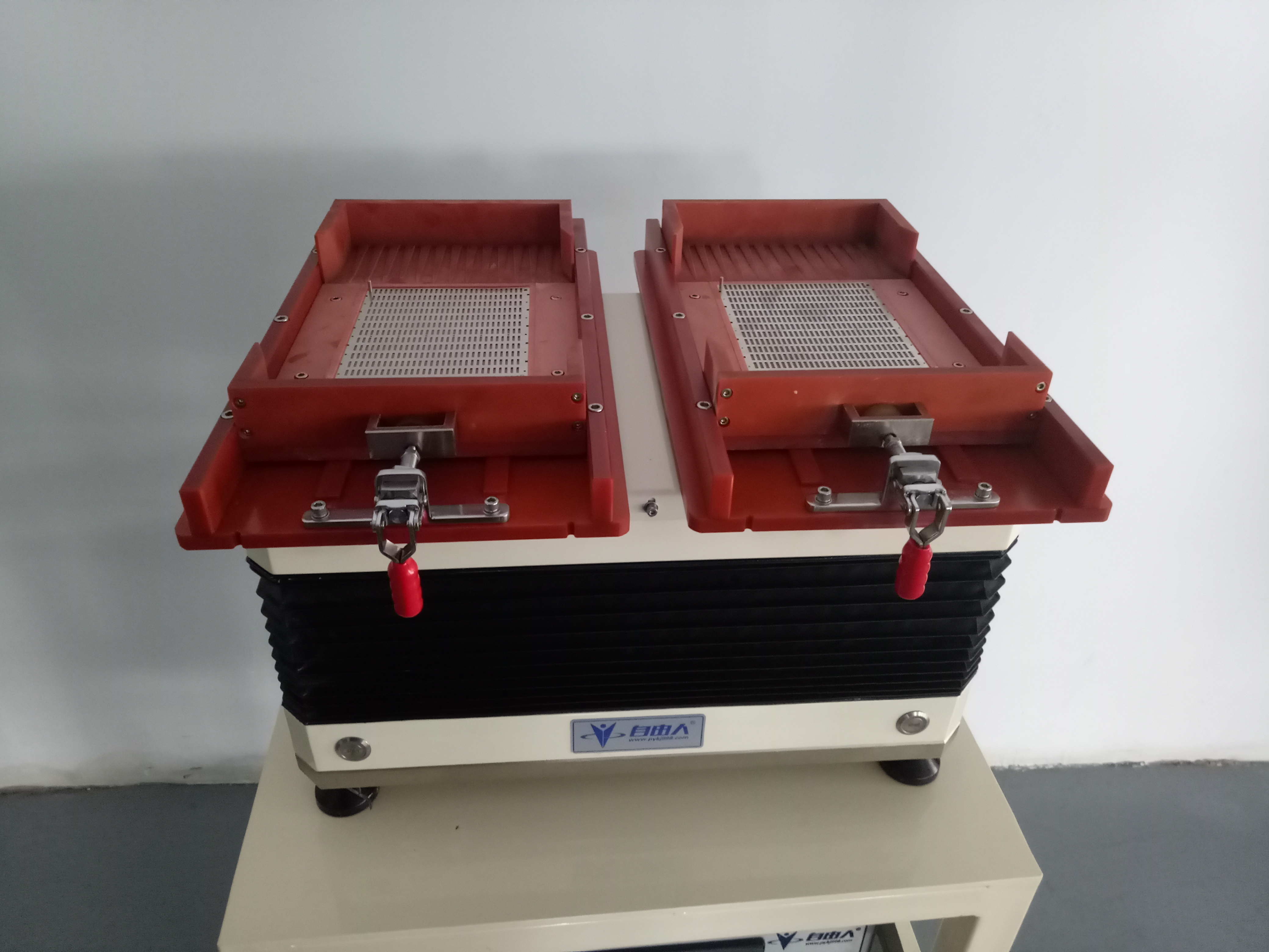 零件擺盤機(jī)