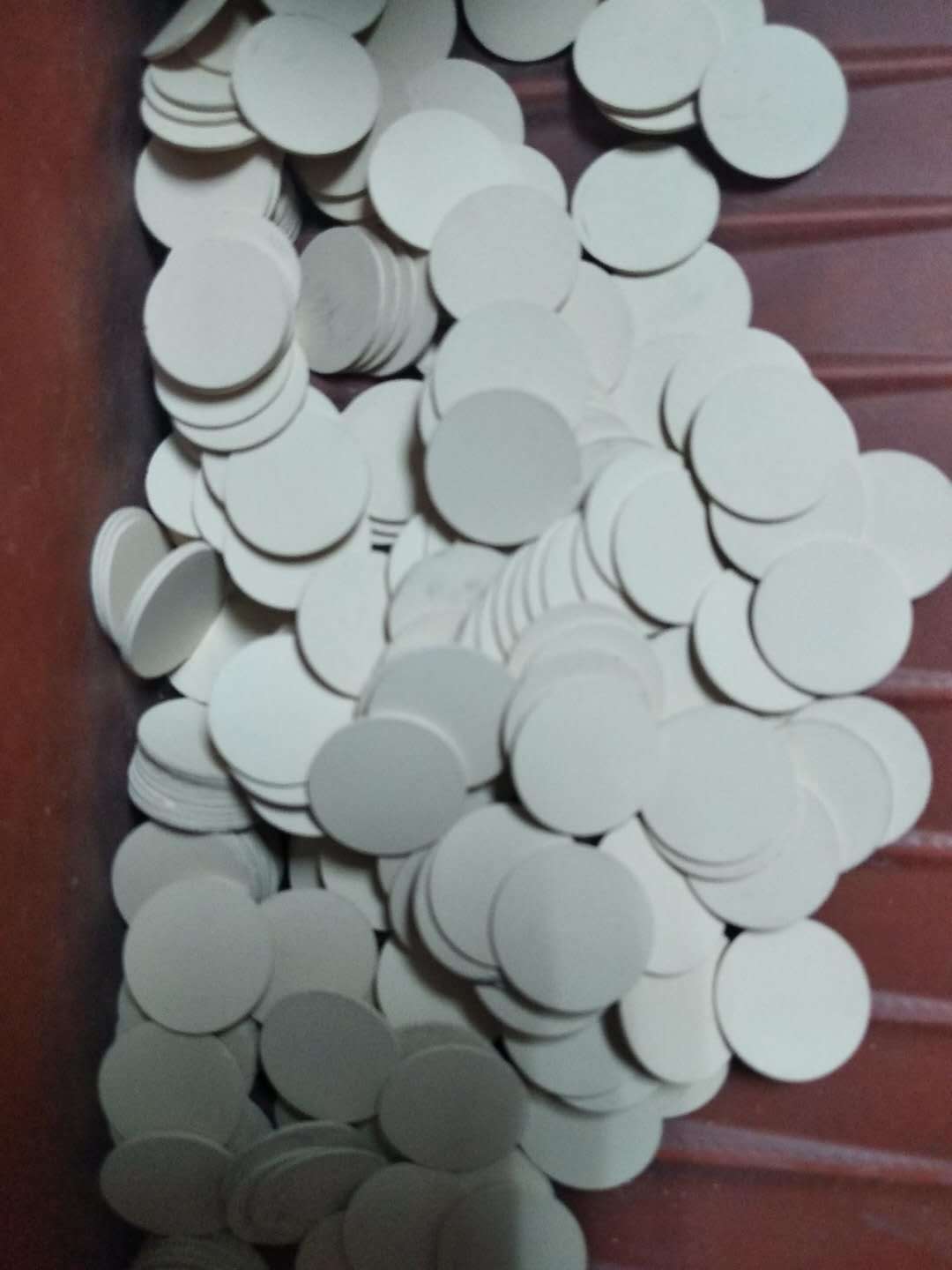 陶瓷基板小圓片整列前