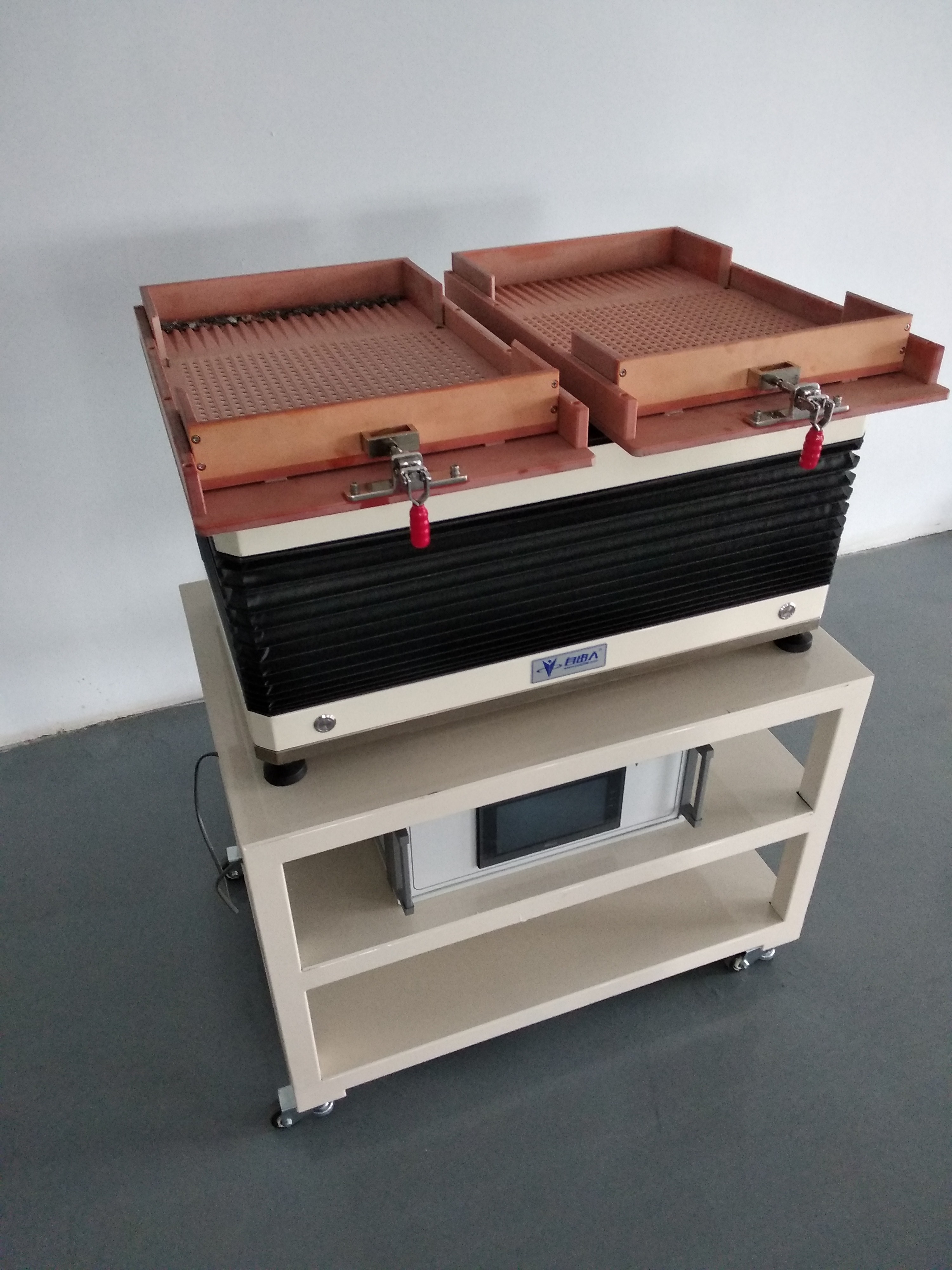 水平垂直縱向振整列機