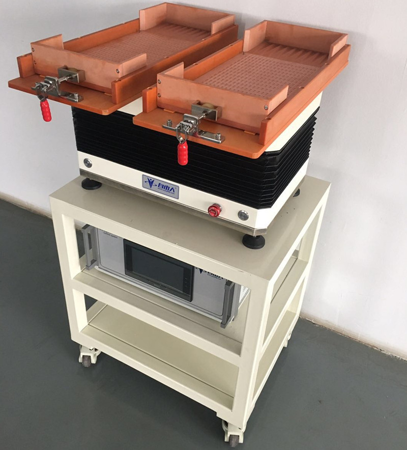 江蘇汽車零部件公司購(gòu)買【自由人擺盤機(jī)】