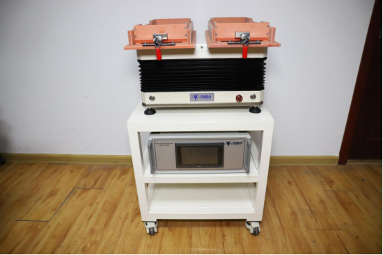 自由人整列機(jī)