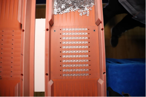 自由人整列機(jī)