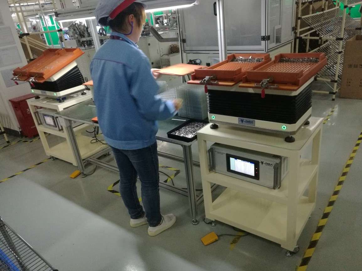 自由人整列機(jī)